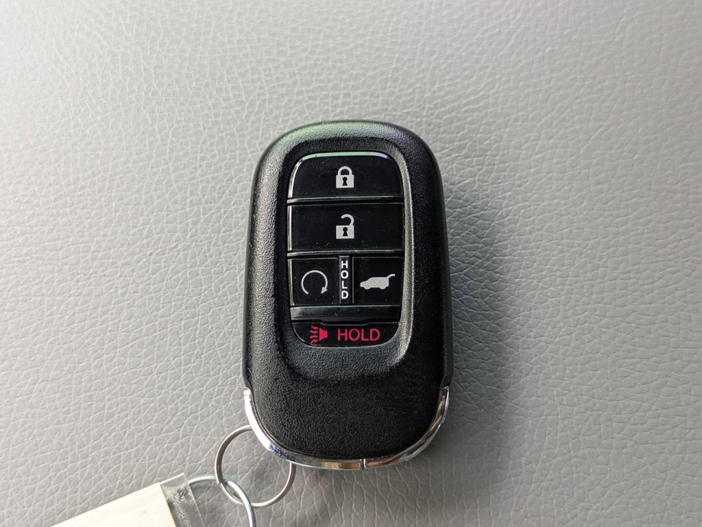 Used 2025 Honda Pilot Touring image 31