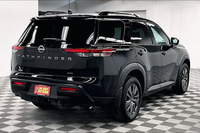 New 2026 Nissan Pathfinder SV w/ SV Premium Package AWD/4WD image 17