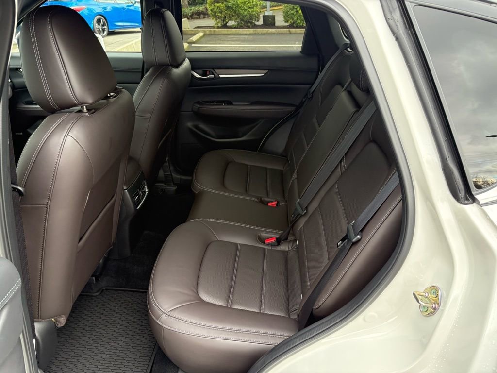 Used 2025 MAZDA CX-5 Signature image 14