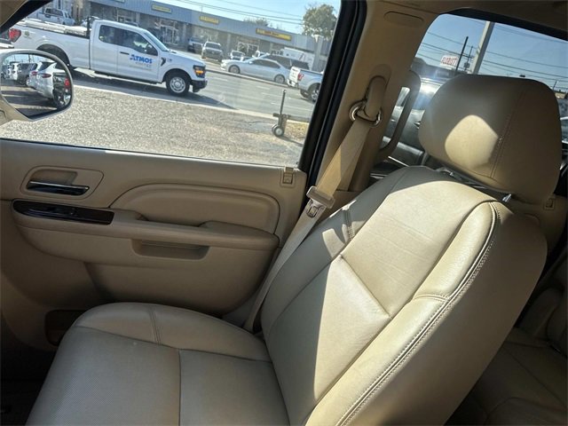 Used 2014 Cadillac Escalade Premium image 21