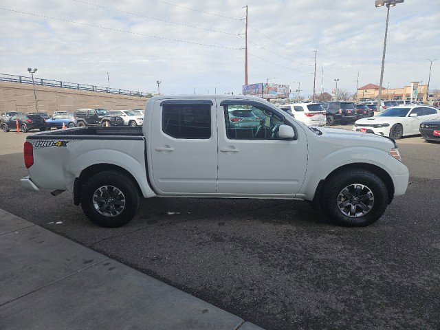 Used 2014 Nissan Frontier PRO-4X image 6
