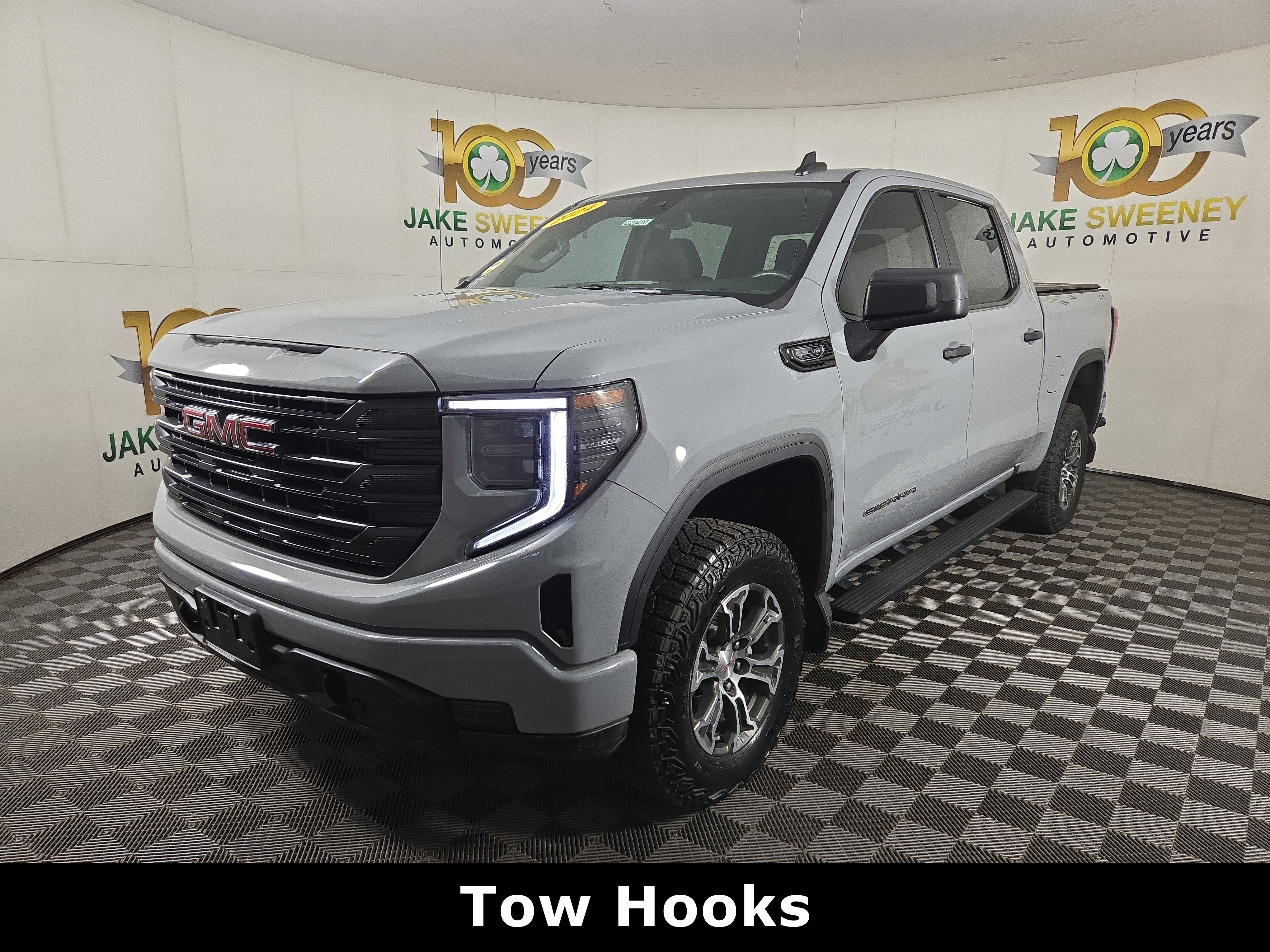 Certified 2024 GMC Sierra 1500 Pro w/ Graphite Edition AWD/4WD image 3