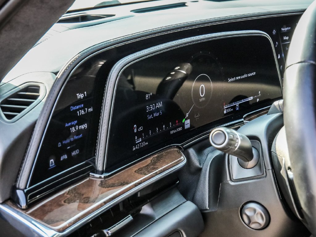 Used 2023 Cadillac Escalade Premium Luxury Platinum w/ LPO, Radiant Package AWD/4WD image 40