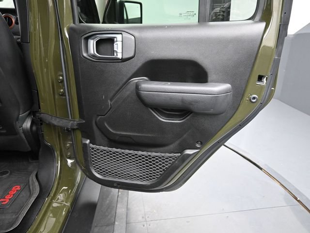 Used 2022 Jeep Gladiator Mojave w/ Dual Top Group AWD/4WD image 16