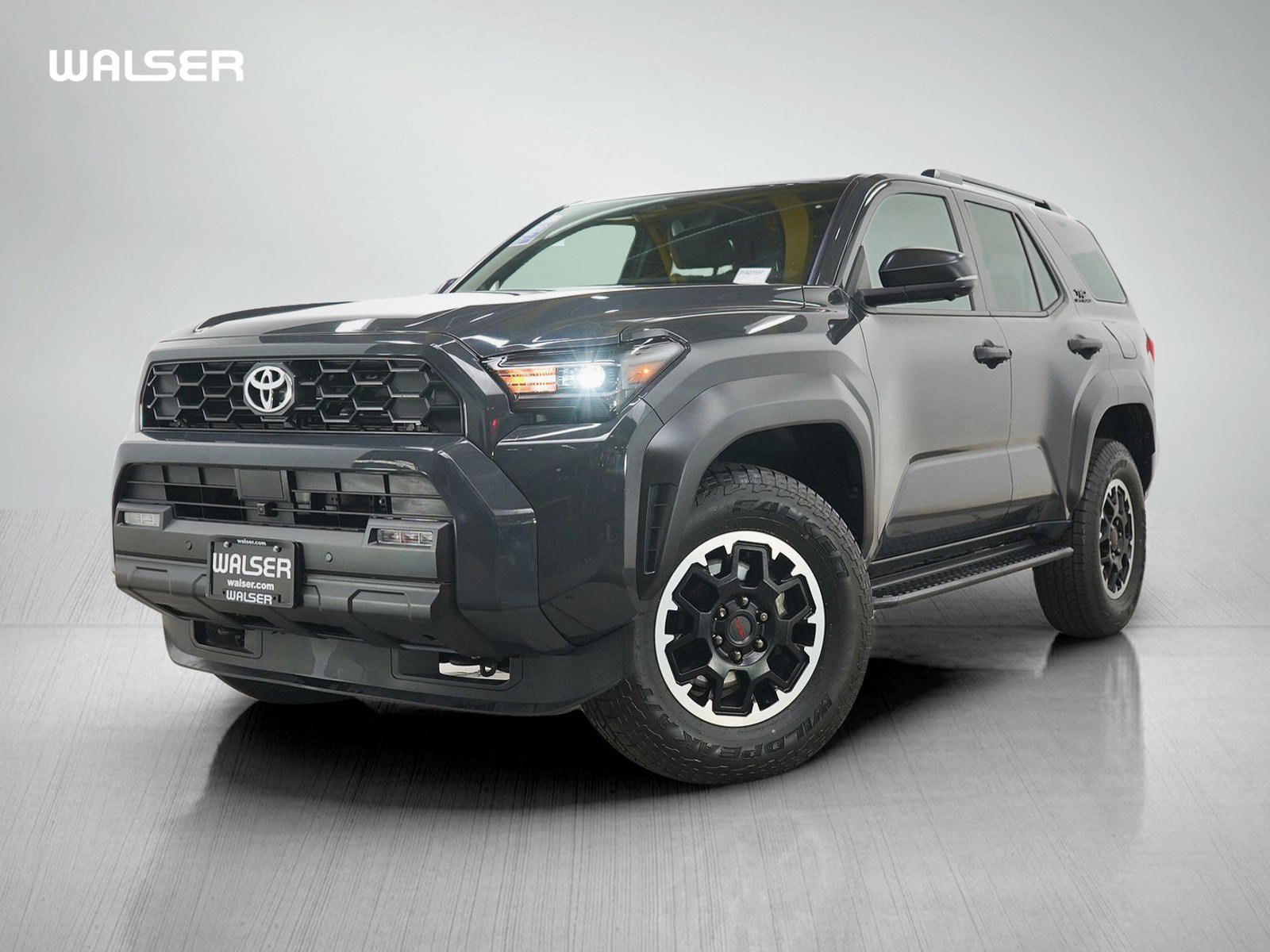 Used 2025 Toyota 4Runner TRD Sport AWD/4WD image 1