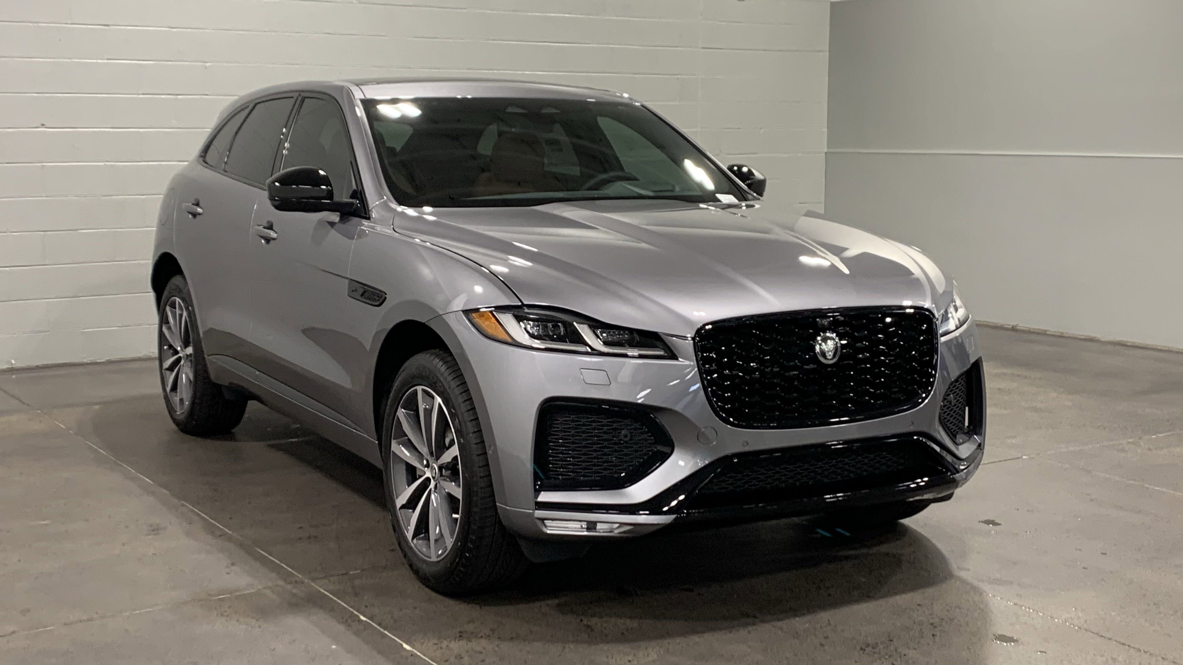 New 2026 Jaguar F-PACE R-Dynamic S image 11