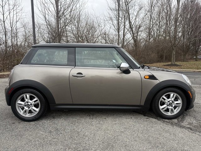 Used 2012 MINI Cooper Hardtop image 2