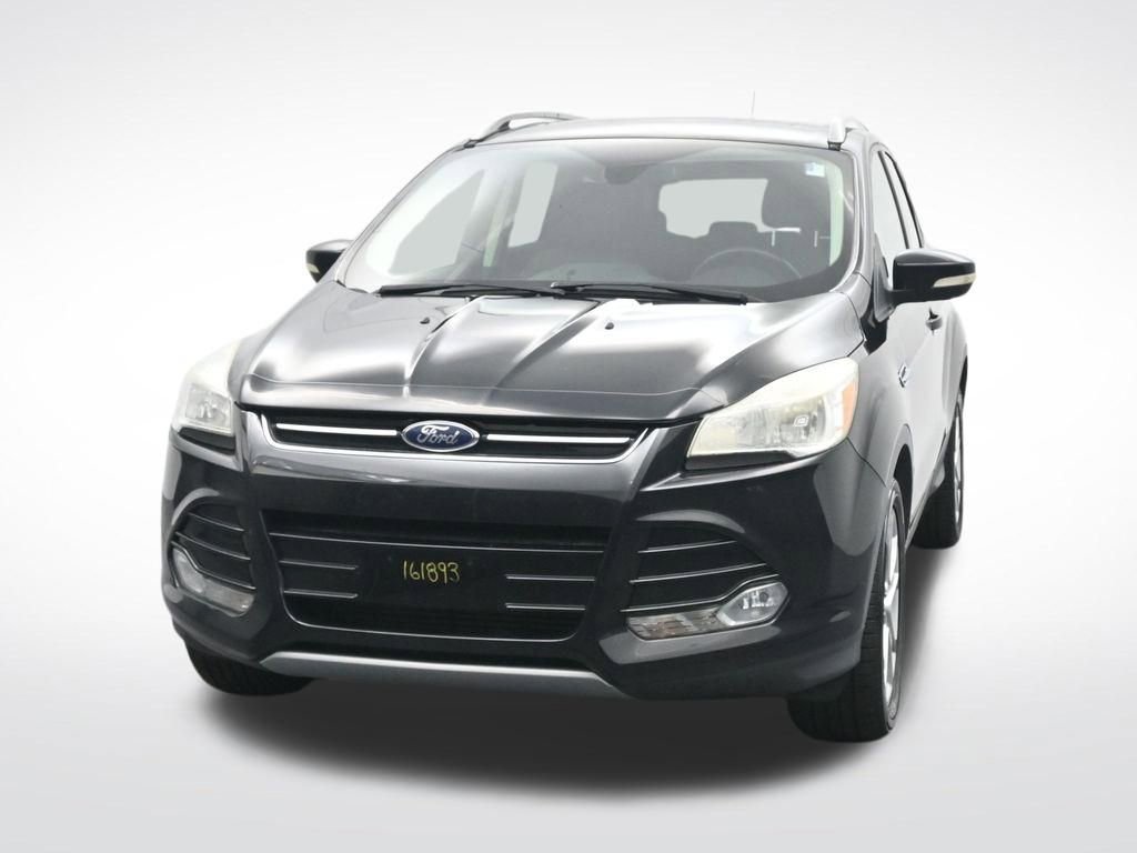 Used 2016 Ford Escape Titanium image 2