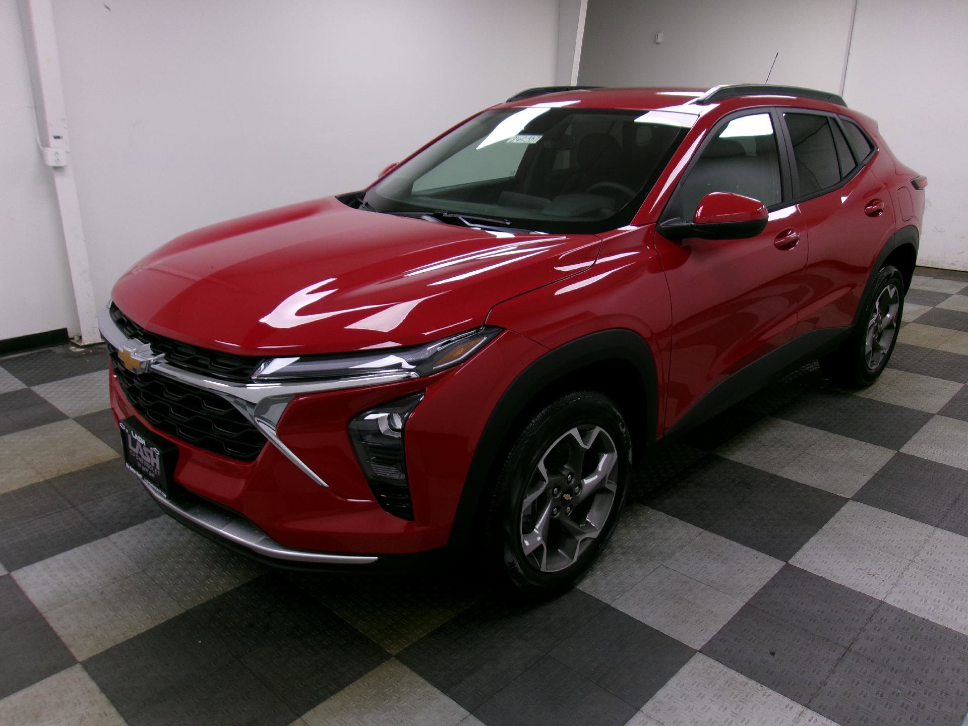 New 2026 Chevrolet Trax LT w/ Driver Confidence Package