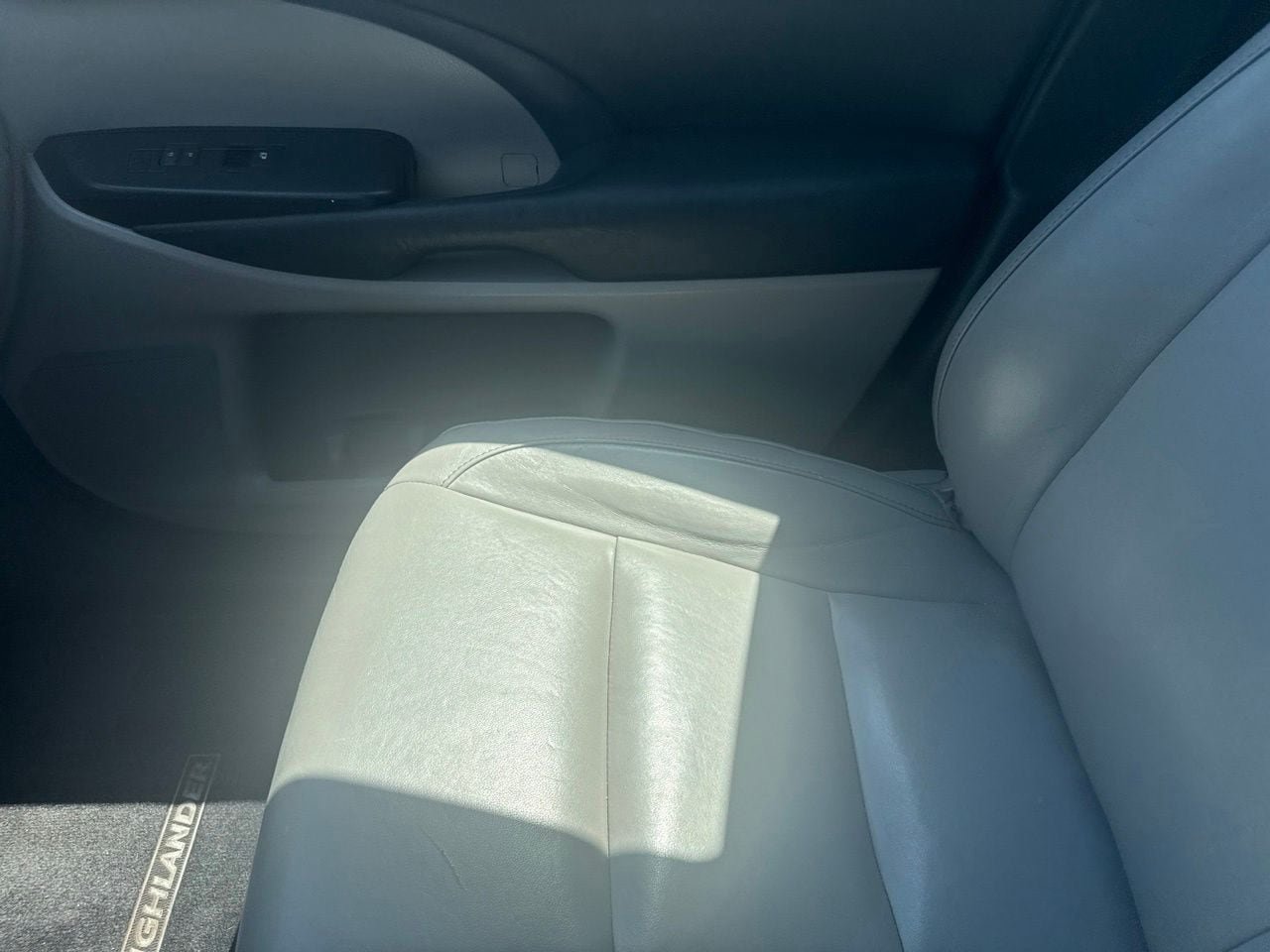 Used 2015 Toyota Highlander XLE FWD image 5