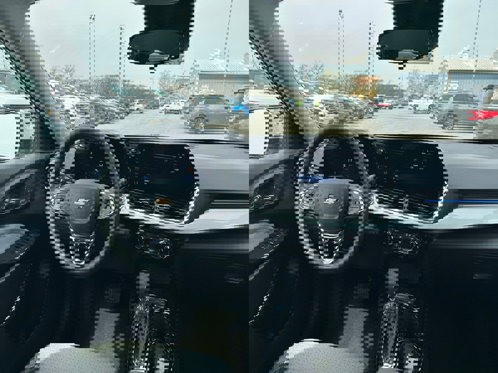 New 2026 Chevrolet Trax LT w/ Driver Confidence Package image 12