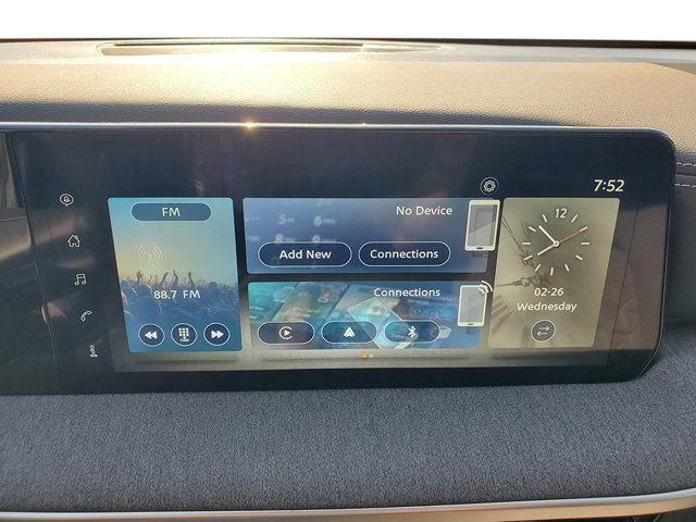 New 2025 Nissan Kicks SV image 22