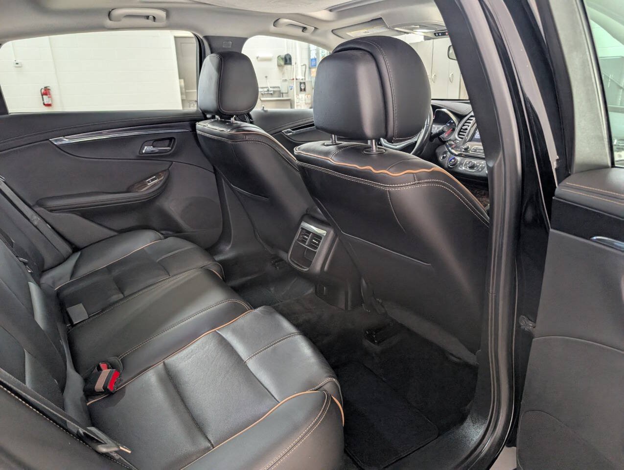 Used 2014 Chevrolet Impala LTZ FWD image 18