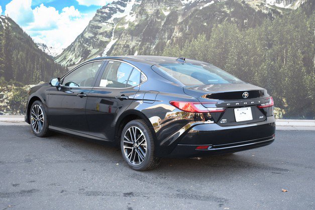 New 2026 Toyota Camry XLE image 3