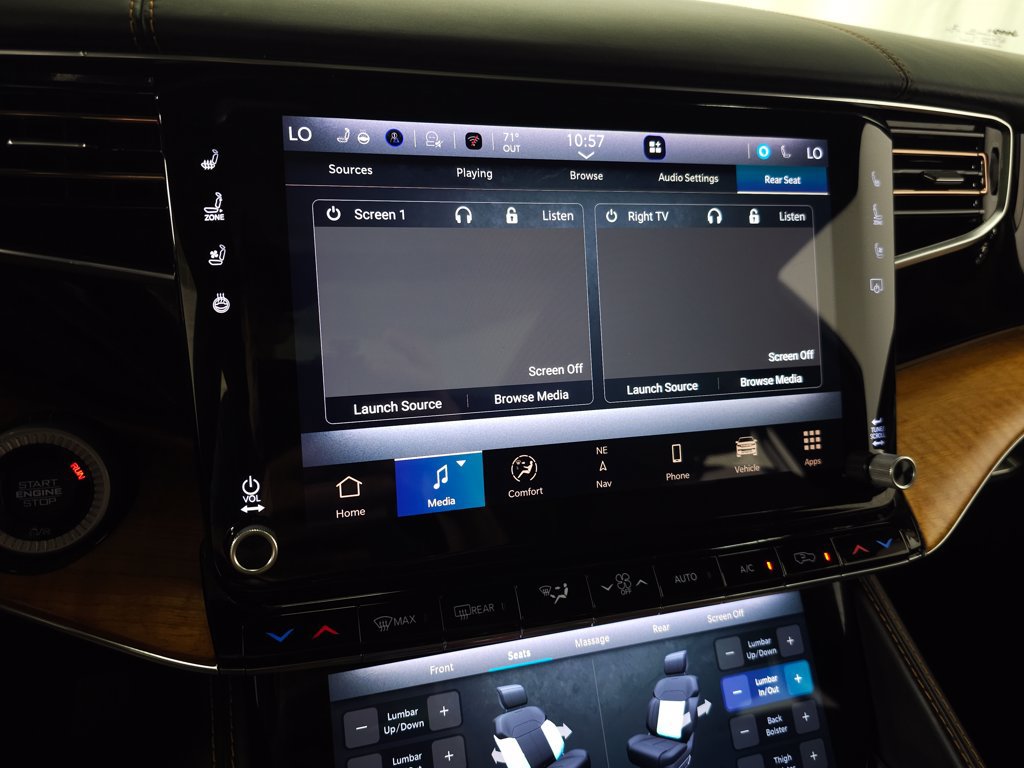 Used 2022 Jeep Grand Wagoneer Series III w/ Rear Seat Video Group 1 AWD/4WD image 44