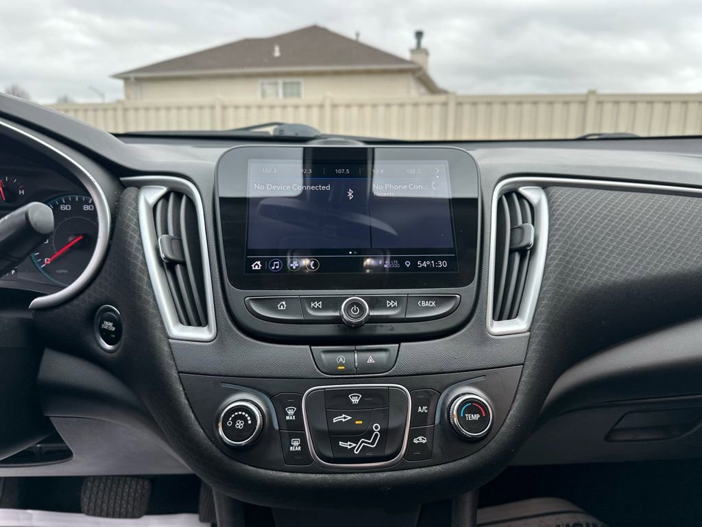 Used 2020 Chevrolet Malibu LS FWD image 29