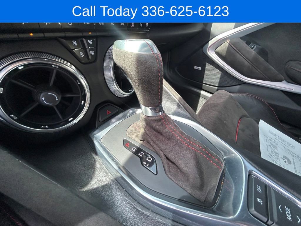 Used 2018 Chevrolet Camaro ZL1 RWD image 22