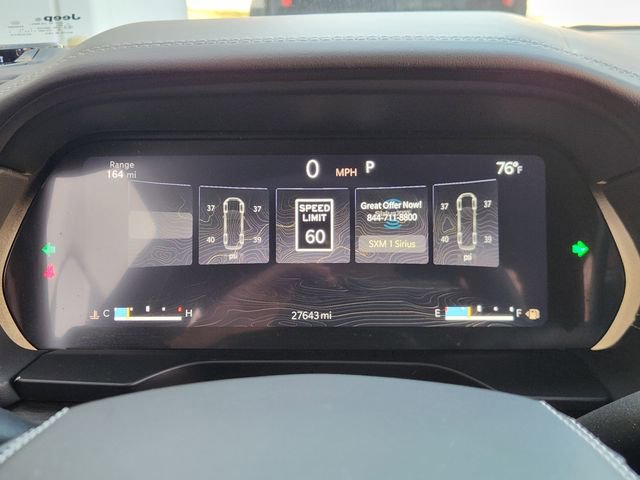 Used 2023 Jeep Grand Cherokee Overland w/ Luxury Tech Group IV image 12