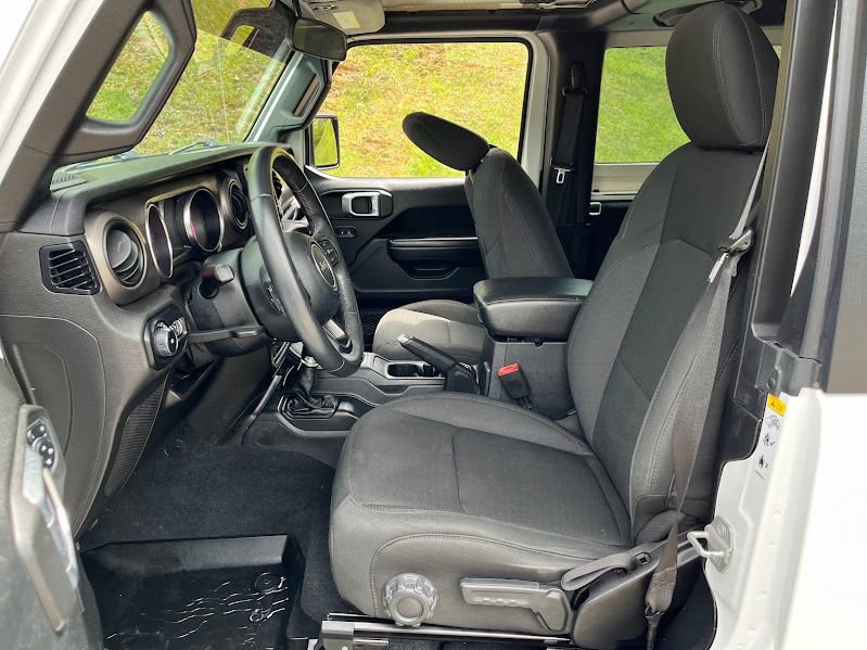 Used 2019 Jeep Wrangler Sport image 8