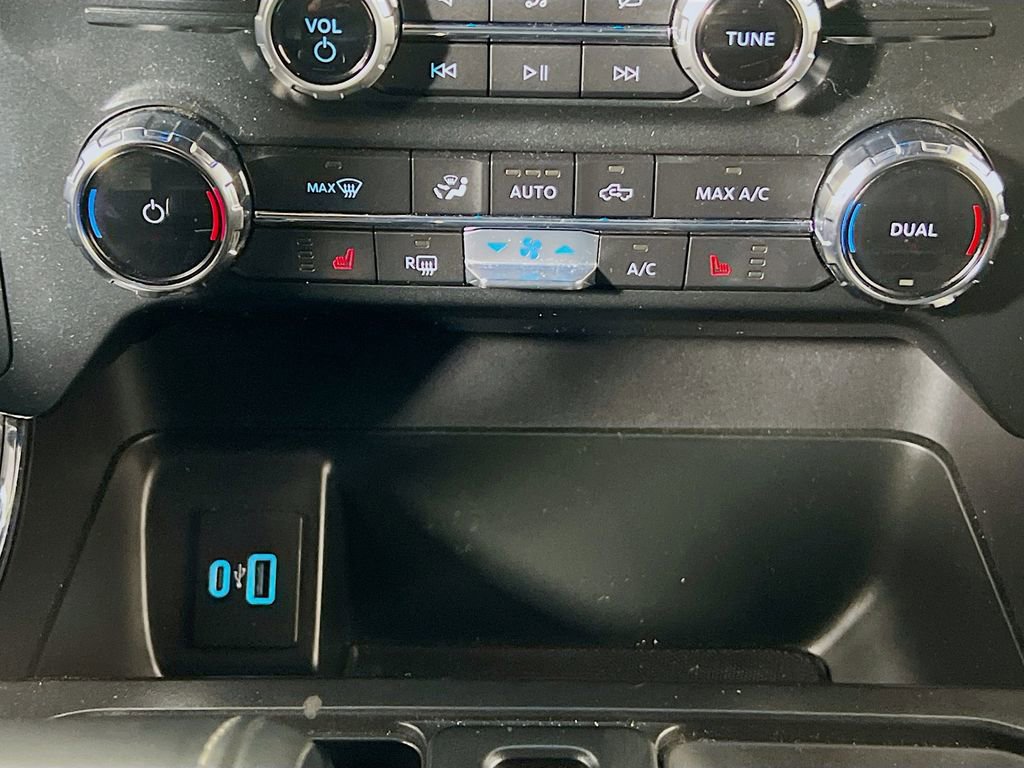 Certified 2022 Ford F150 XLT w/ Equipment Group 302A High image 17