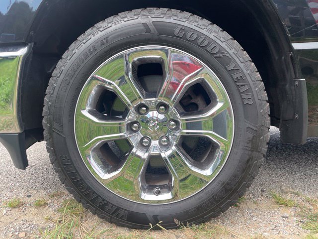 Used 2019 RAM 1500 Big Horn AWD/4WD image 9