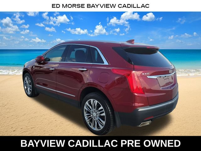 Used 2017 Cadillac XT5 Premium Luxury FWD image 2