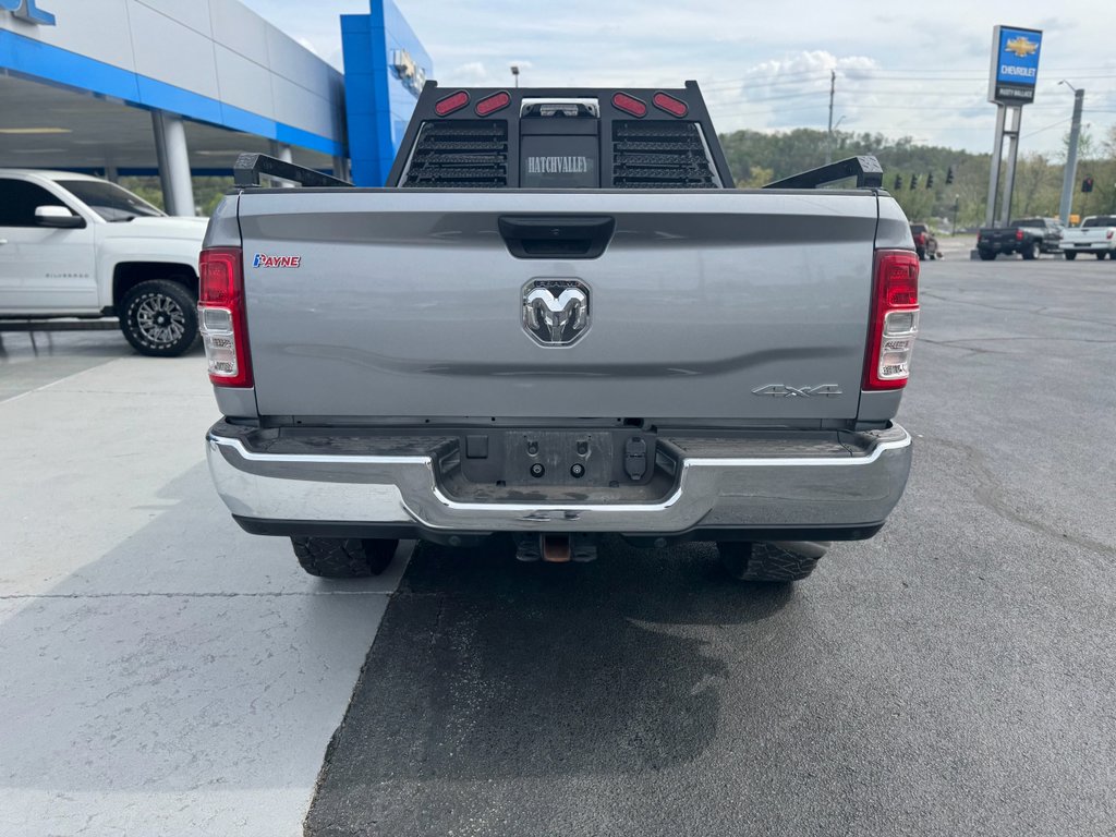 Used 2024 RAM 2500 Tradesman w/ Chrome Appearance Group image 4