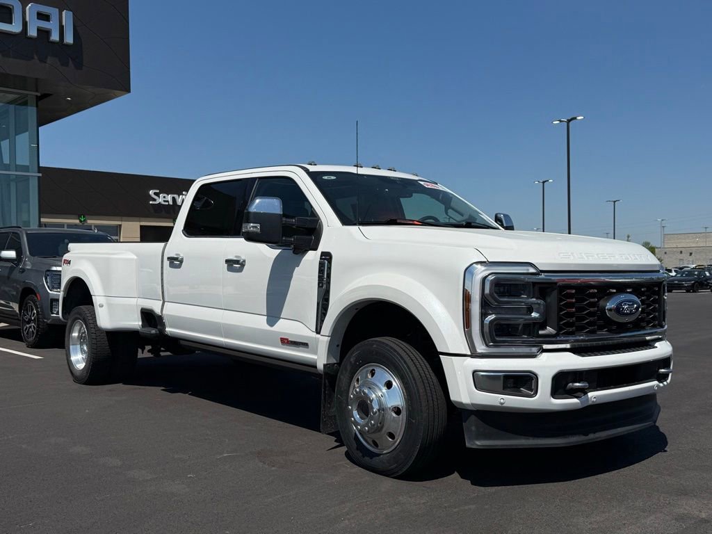 Used 2024 Ford F450 Limited w/ FX4 Off-Road Package AWD/4WD image 3