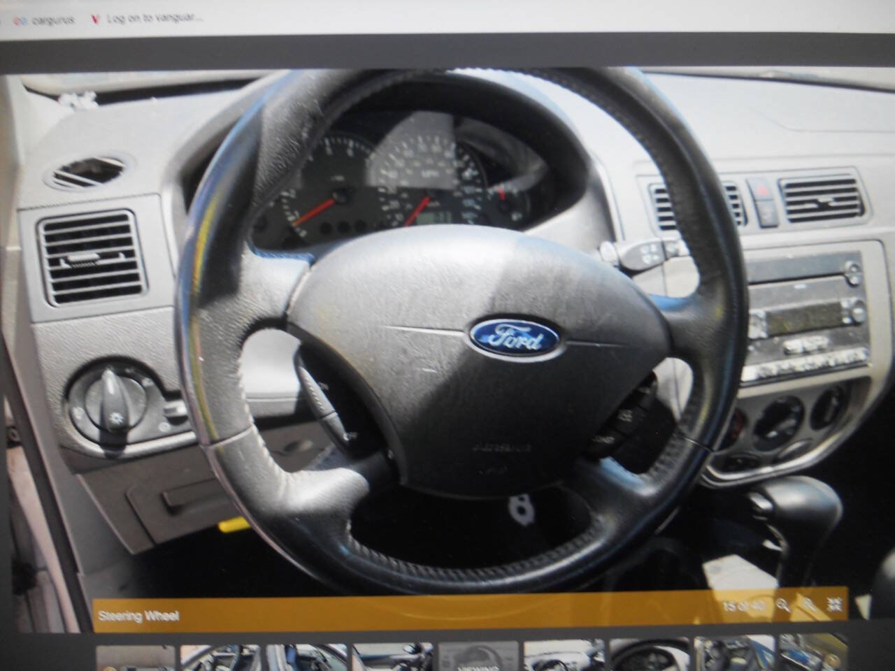 Used 2006 Ford Focus SES FWD image 11