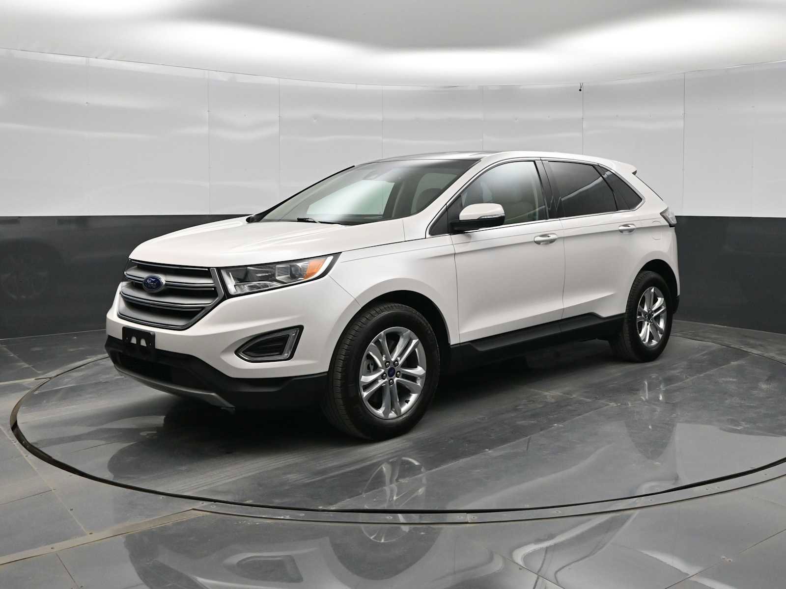 Used 2018 Ford Edge SEL w/ Equipment Group 201A image 4