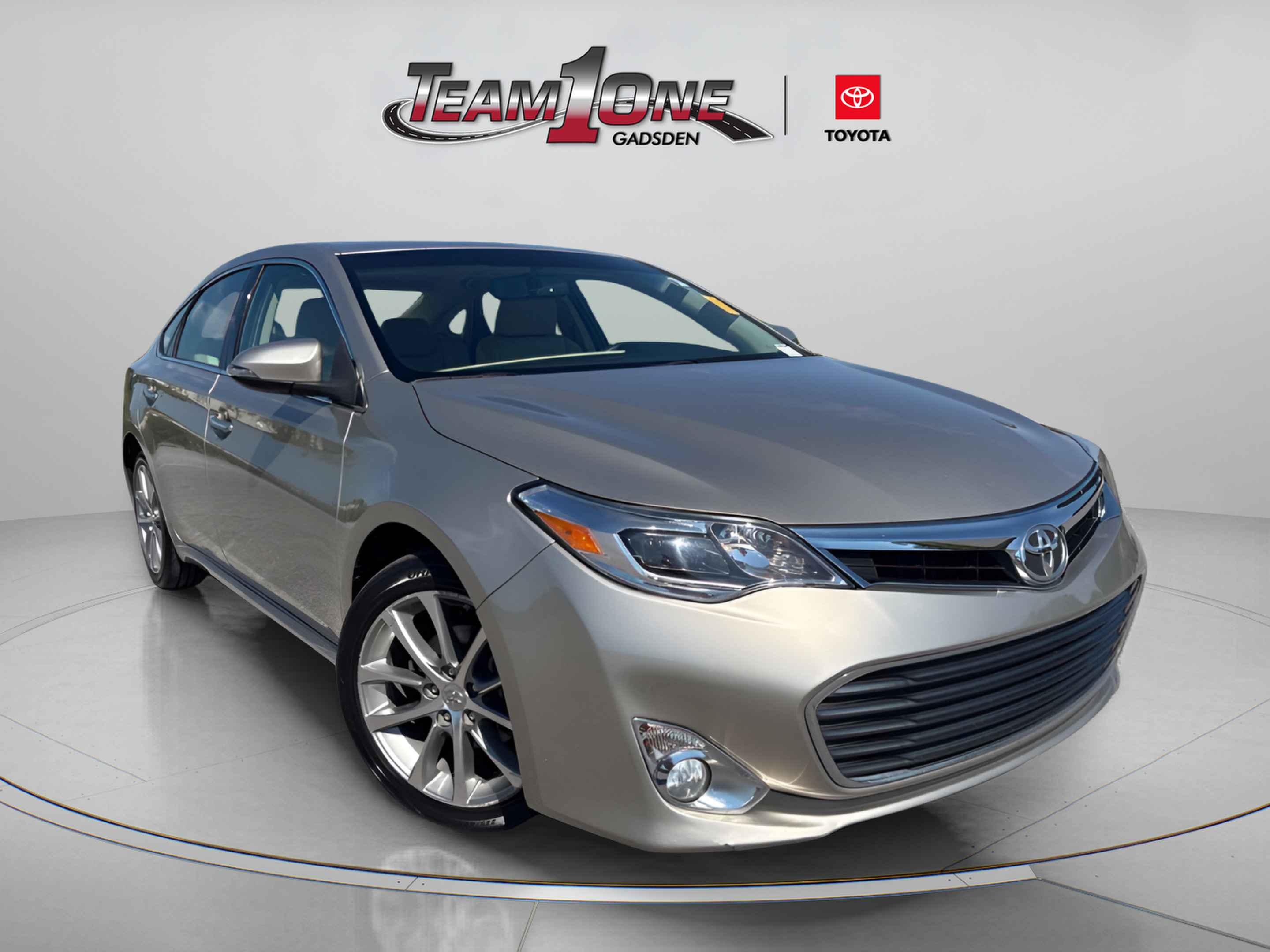 Used 2014 Toyota Avalon XLE Touring FWD image 1