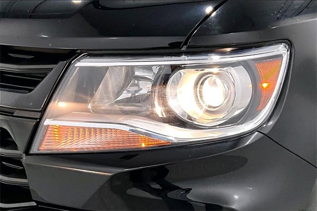 Used 2022 Chevrolet Colorado Z71 w/ Z71 Midnight Edition image 34