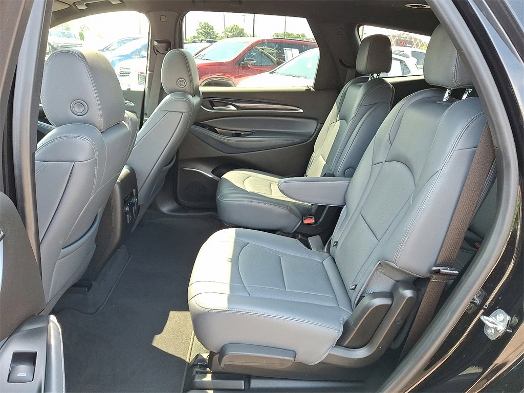 Certified 2022 Buick Enclave Essence w/ Experience Buick Package image 11