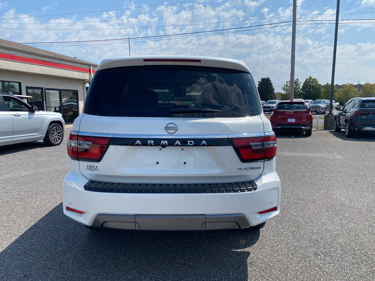 Used 2024 Nissan Armada Platinum w/ Captain's Chairs Package image 6