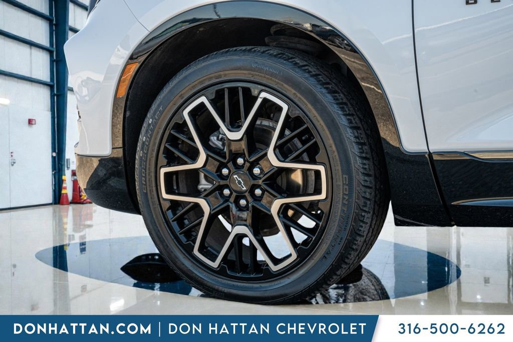 Used 2024 Chevrolet Blazer RS w/ Enhanced Convenience Package image 36