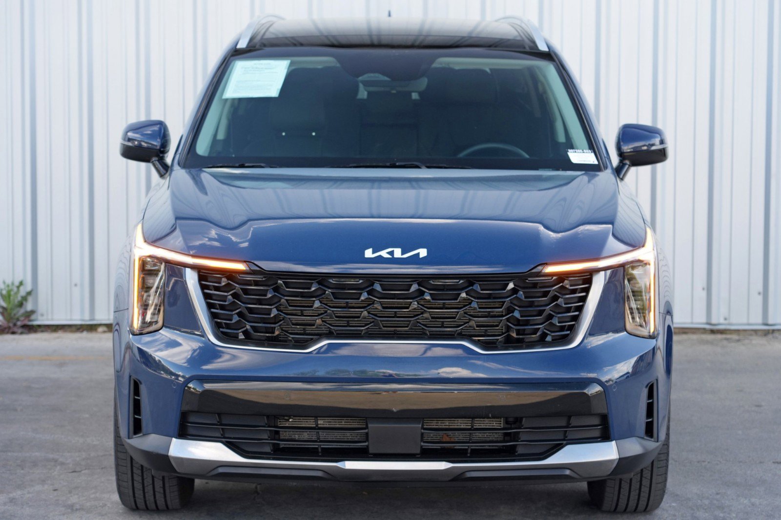 Used 2024 Kia Sorento S w/ Panoramic Sunroof Package AWD/4WD image 43