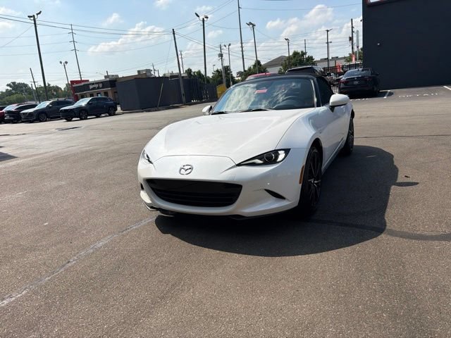 New 2026 MAZDA MX-5 Miata Grand Touring w/ Weather Package RWD image 25