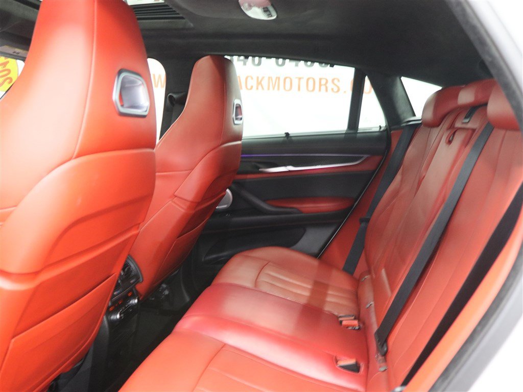 Used 2017 BMW X6 M AWD/4WD image 16
