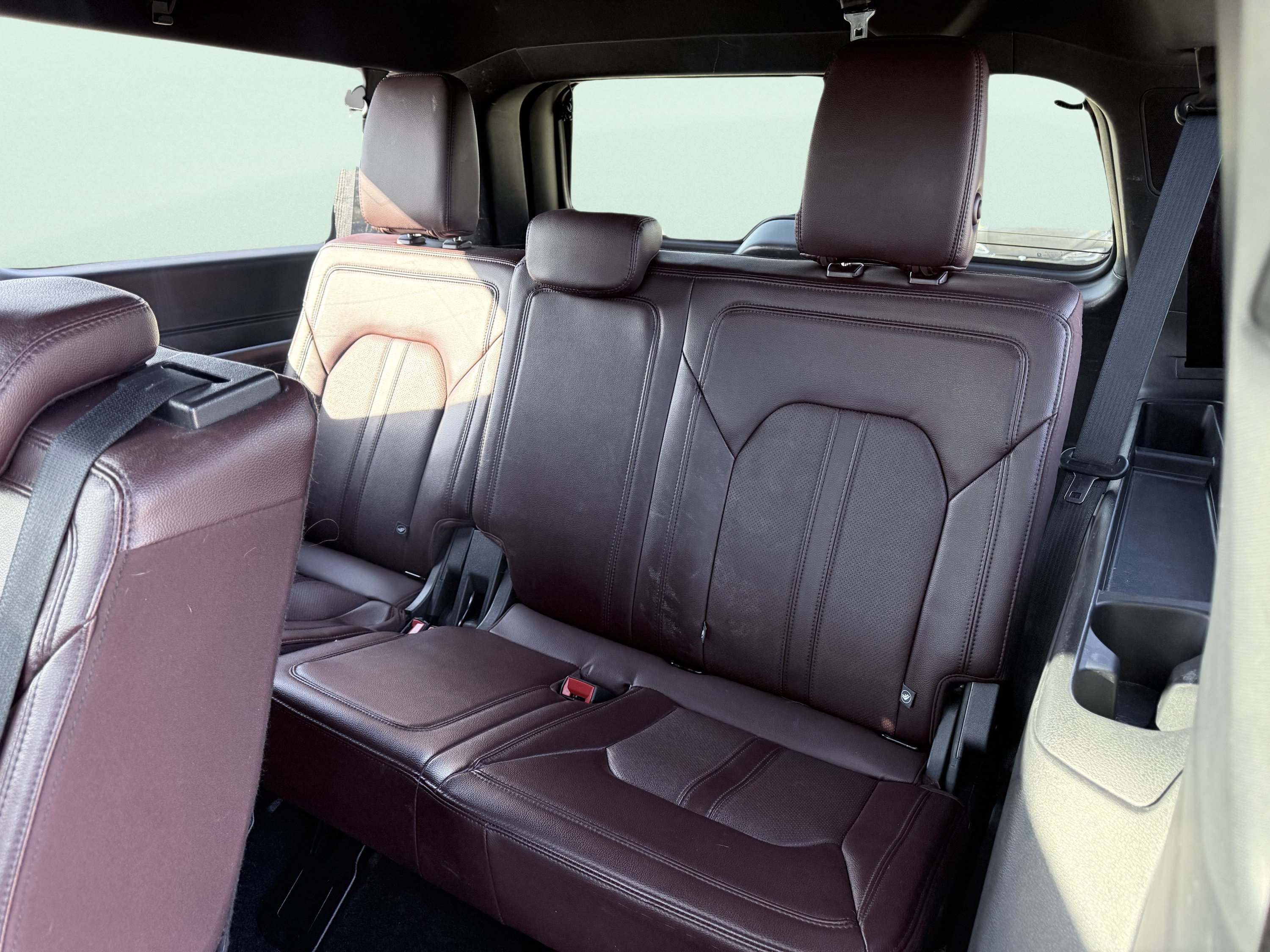 Used 2023 Ford Expedition Max Limited image 40