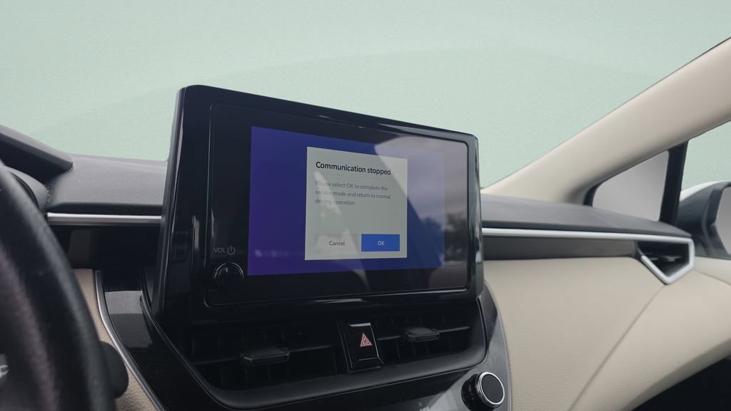 Used 2024 Toyota Corolla LE image 17