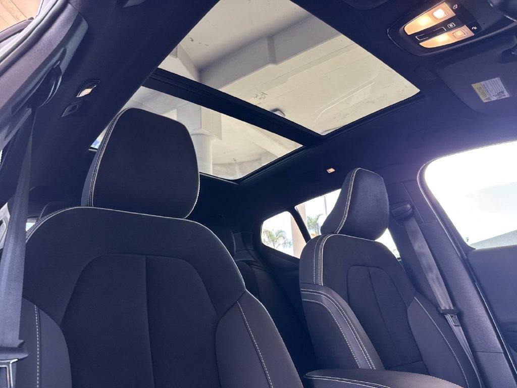 Certified 2023 Volvo XC40 Recharge Plus AWD/4WD image 16