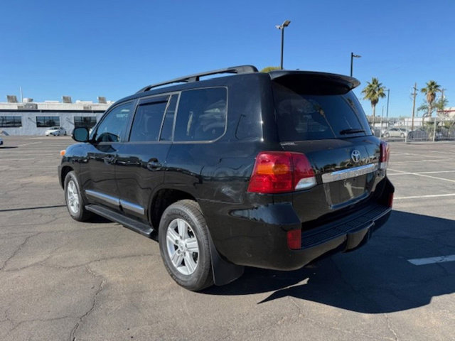 Used 2014 Toyota Land Cruiser image 4
