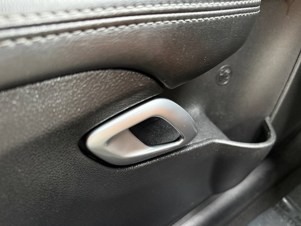 Used 2019 Dodge Challenger R/T RWD image 26