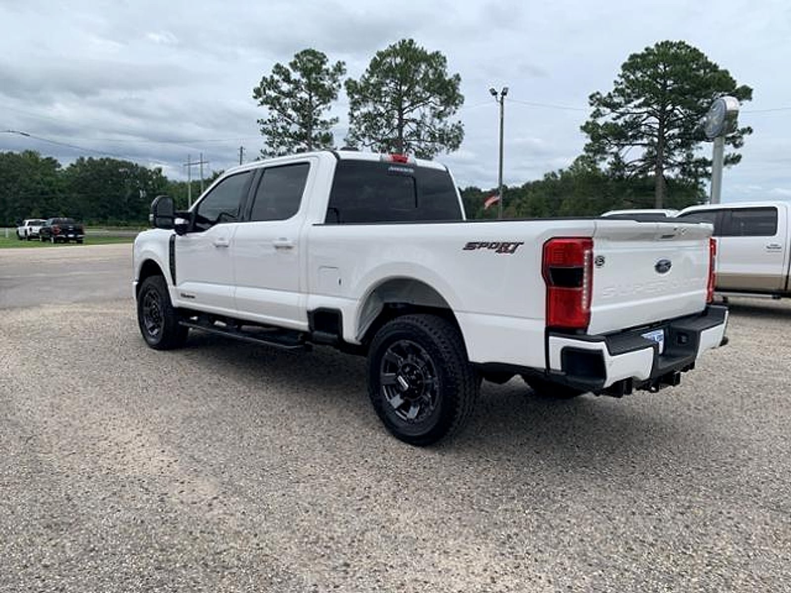 New 2024 Ford F250 Lariat w/ Lariat Ultimate Package AWD/4WD image 11