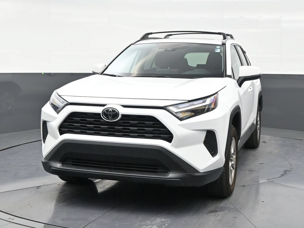 Used 2025 Toyota RAV4 XLE w/ Convenience Package AWD/4WD image 8