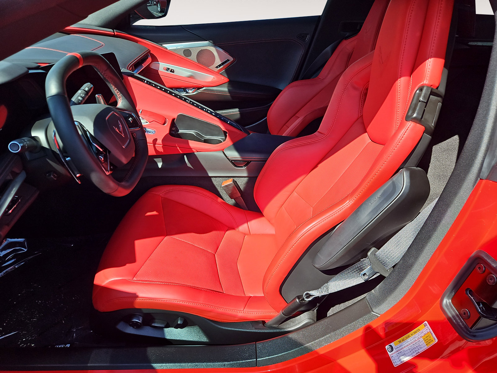 Used 2024 Chevrolet Corvette Stingray Preferred Cpe w/ Z51 Performance Package RWD image 9