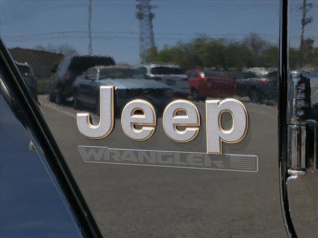 Used 2023 Jeep Wrangler Unlimited Rubicon 392 w/ Xtreme Recon 35" Tire Package image 22