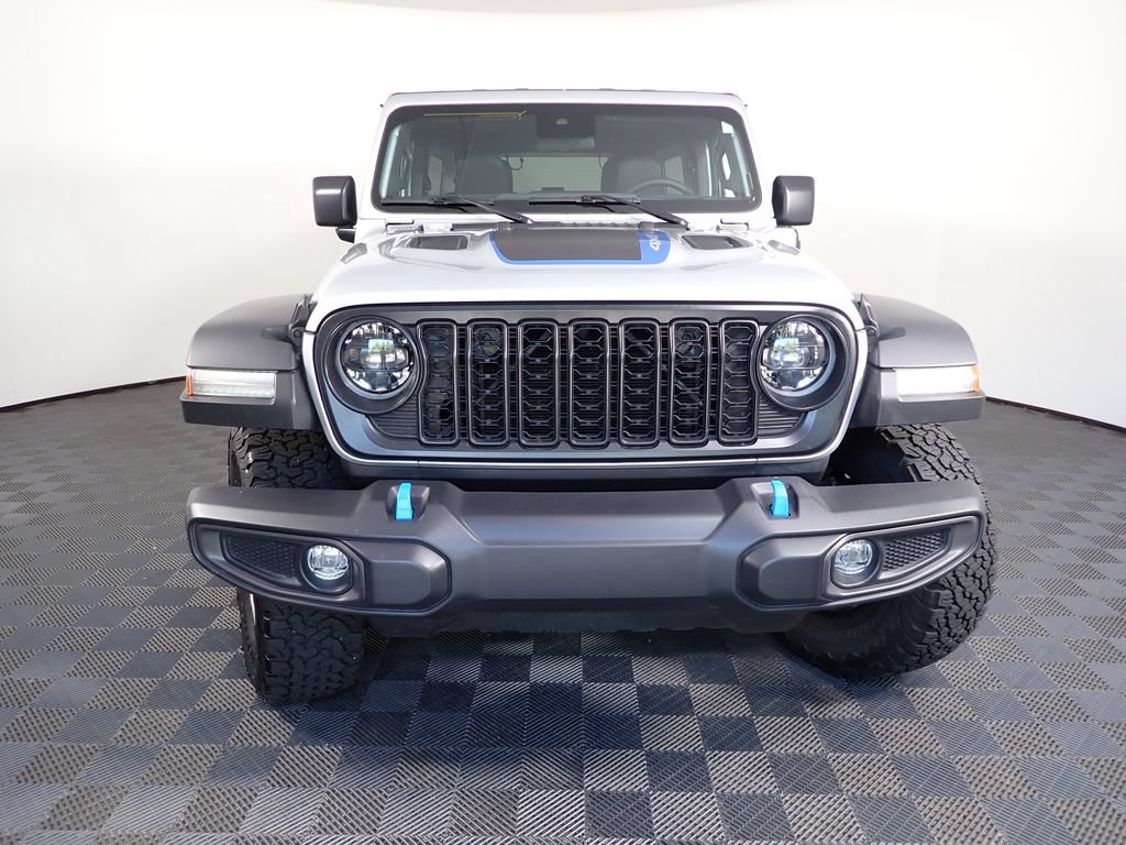 Used 2024 Jeep Wrangler Unlimited Rubicon 4xe w/ Convenience Group AWD/4WD image 8