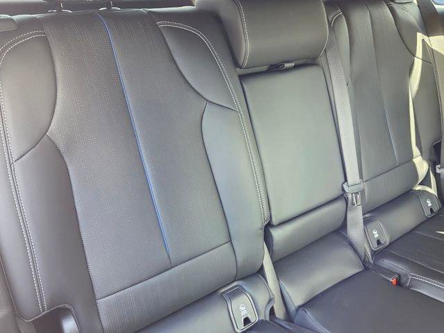 New 2026 Cadillac Lyriq Premium Luxury AWD/4WD image 19