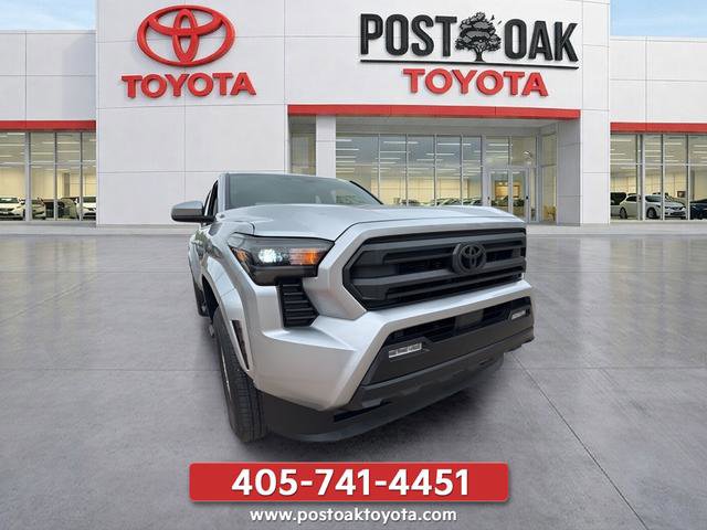 Used 2025 Toyota Tacoma SR5 AWD/4WD image 13